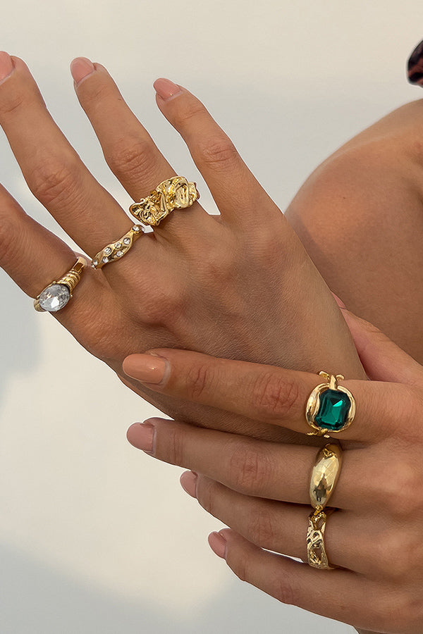 Fashionable Hollow Diamond Irregular Retro Ring