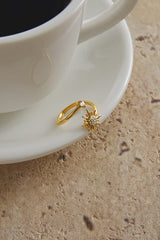 Fashionable Zircon Sun-shaped Stainless Steel Ring