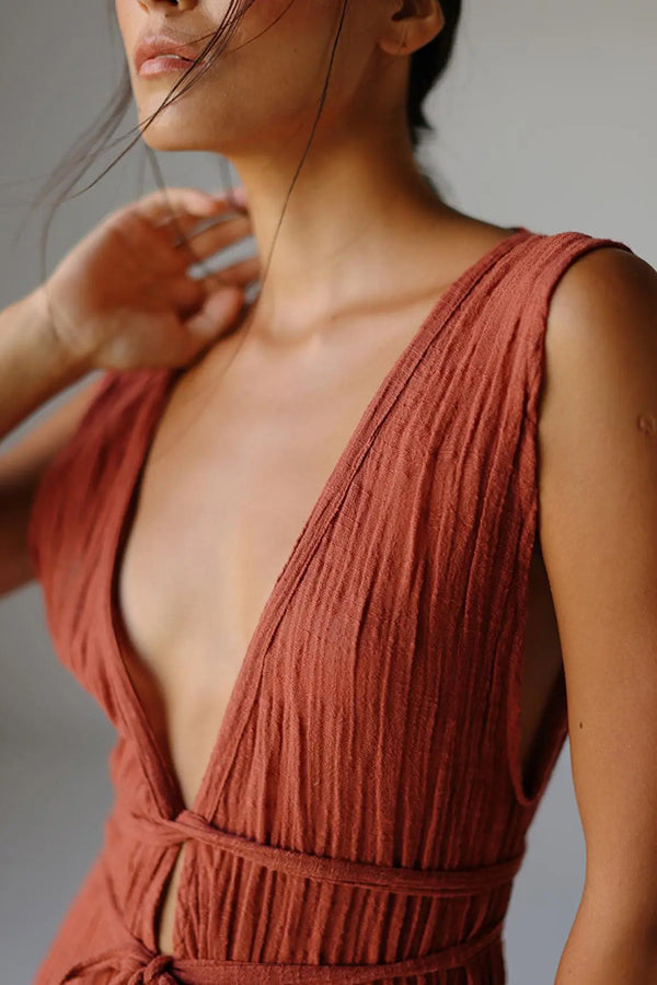 Resort Style V-neck Tie Pleated Casual Jumpsuit