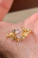 Fashionable Sparkling Pink Diamond Ring