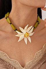 Fashionable Bamboo Crystal Flower Necklace and Earrings