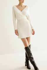 Solid Color Crossover V-neck Long-sleeved Fitted Waist Knit Mini Dress