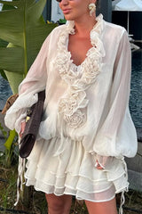 Fashionable Flower-decorated V-neck Loose Top and Elastic Waist Casual Shorts Set