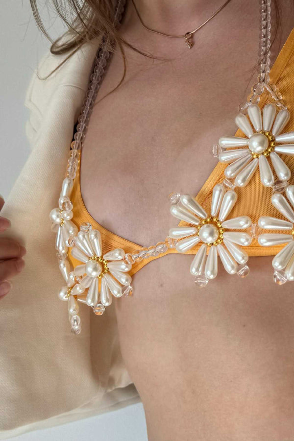 Fashionable Faux Pearl Beaded Flower Chest Chain