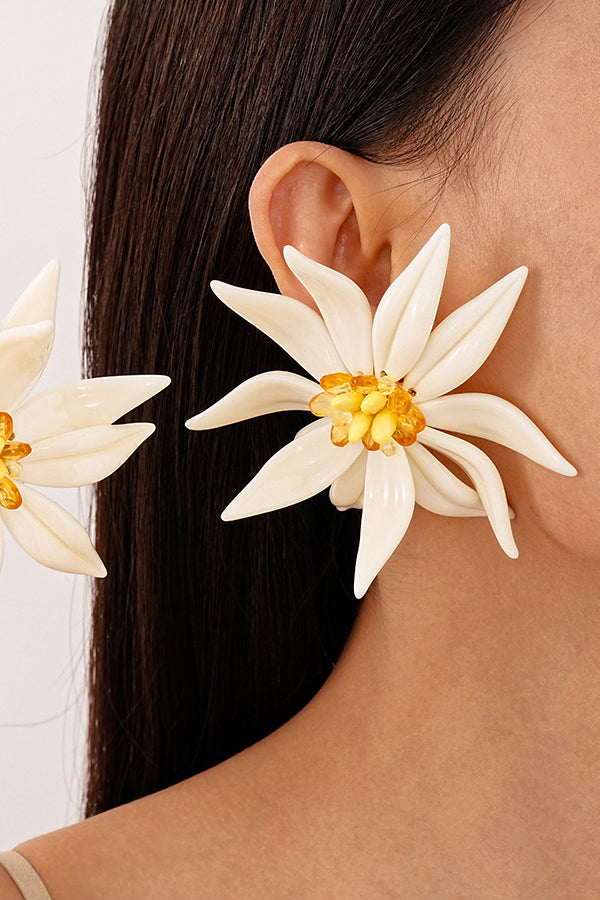 Fashionable Bamboo Crystal Flower Necklace and Earrings