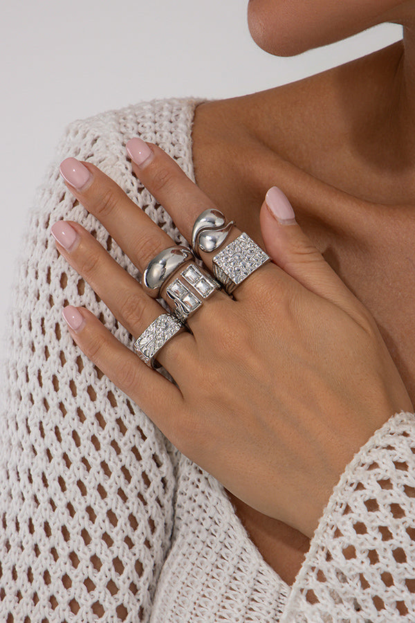 Fashionable Hollow Diamond Irregular Retro Ring