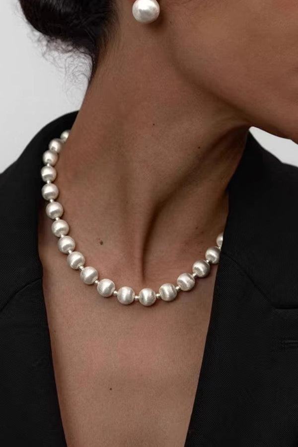 Fashionable Round Beaded Brushed Necklace