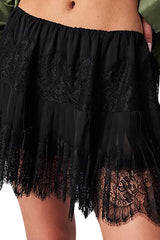 Solid Color Lace Elastic Waist Casual Mini Skirt