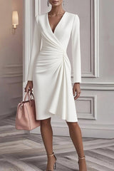 Solid Color V-neck Long-sleeved Waist-pleated Midi Dress