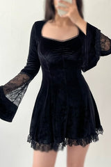 Solid Color Velvet and Lace Spliced long-sleeved Elegant Mini Dress