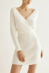 Solid Color Crossover V-neck Long-sleeved Fitted Waist Knit Mini Dress